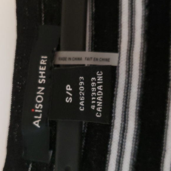 Alison Sheri Black and white strips, Small - Picture 3 of 5